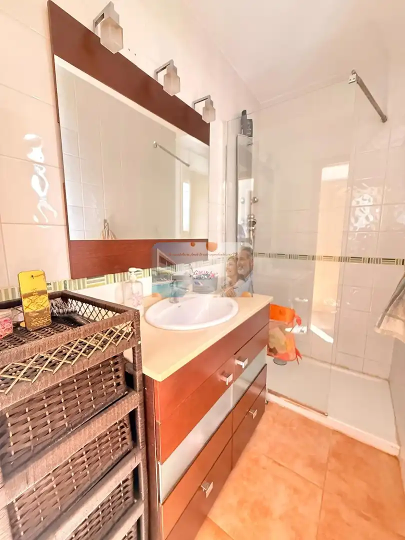 Badezimmer von Haus oder Chalet zum Verkauf in Benicasim / Benicàssim mit Klimaanlage, Heizung und Terrasse