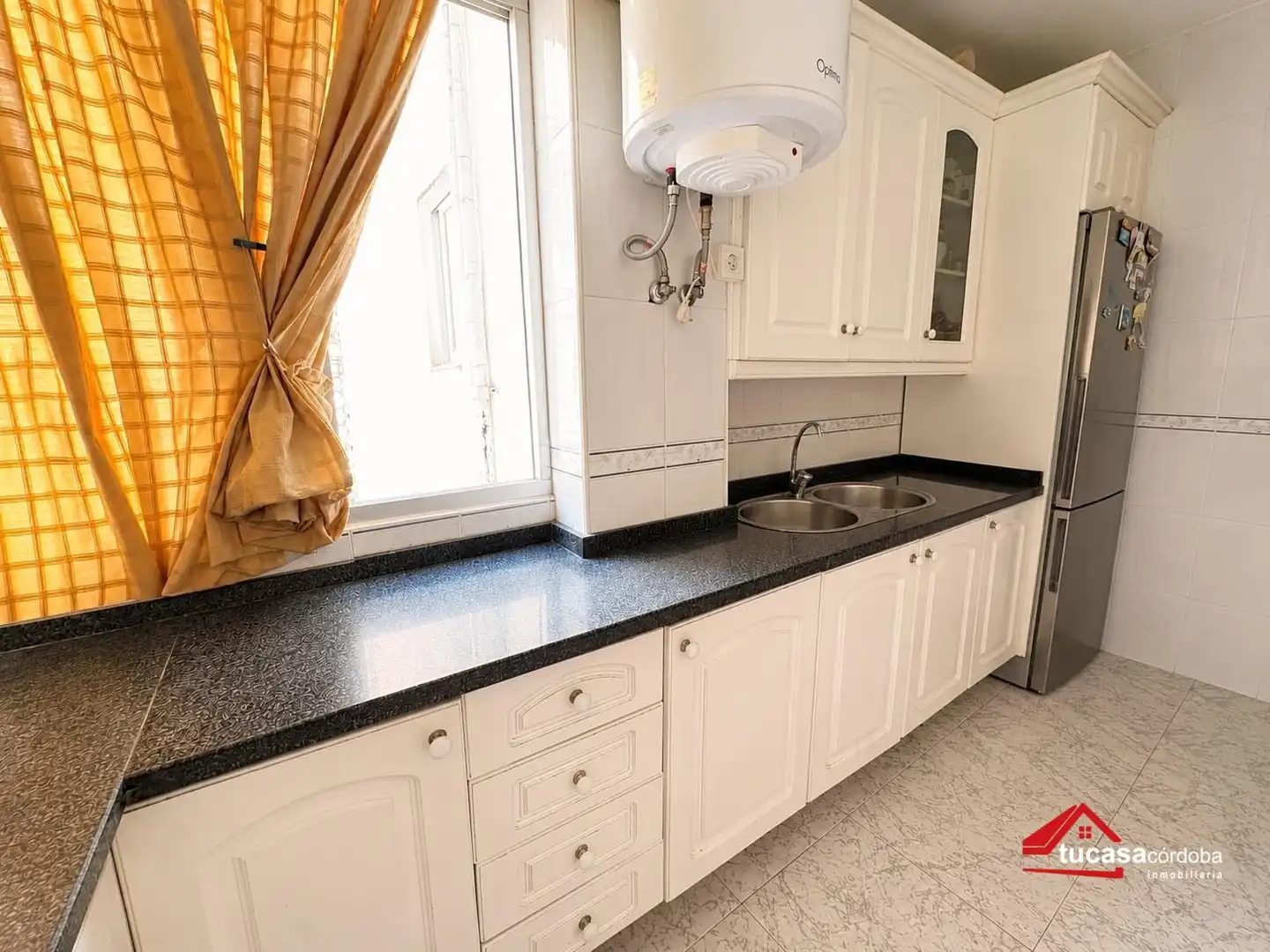 Cocina de Piso en venta en Córdoba con Aire acondicionado