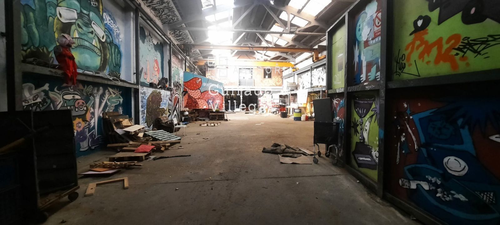 Vista exterior de Nau industrial en venda en  Barcelona Capital