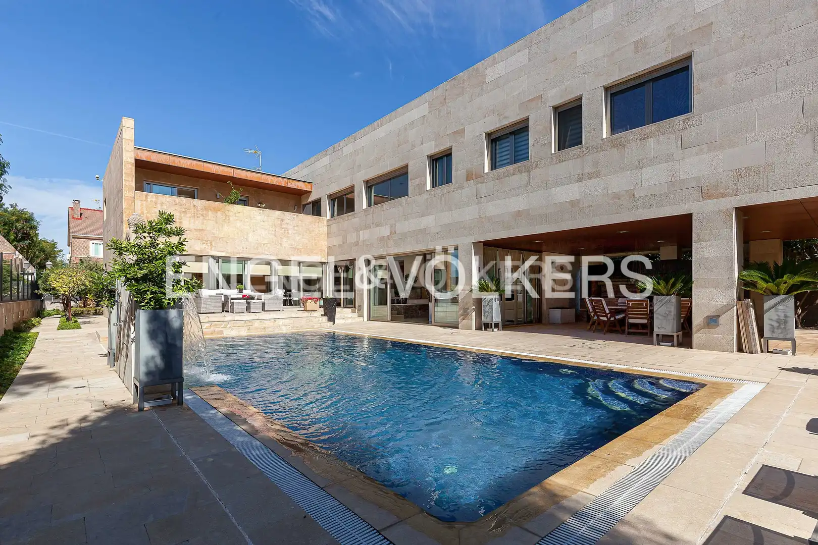 Piscina de Casa o chalet en venta en Azuqueca de Henares con Aire acondicionado, Calefacción y Jardín privado