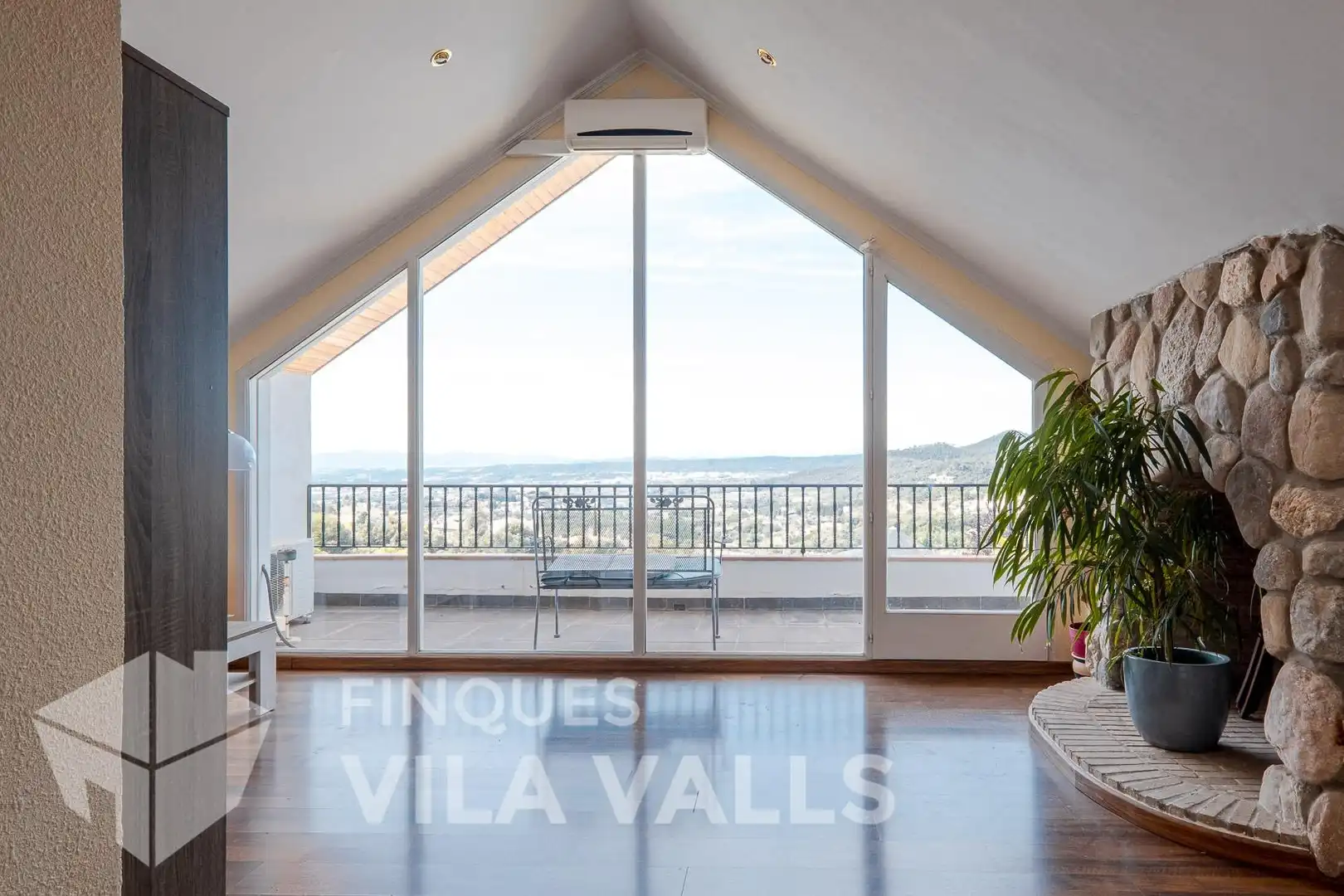 Sala de estar de Casa o chalet en venta en Caldes de Montbui con Aire acondicionado, Jardín privado y Terraza