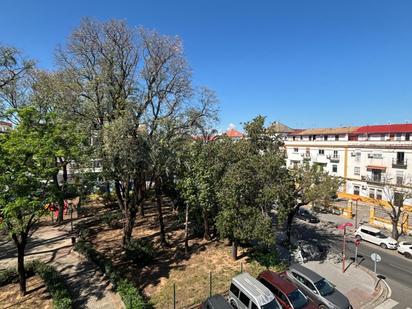 Exterior view of Flat for sale in  Sevilla Capital  with Terrace