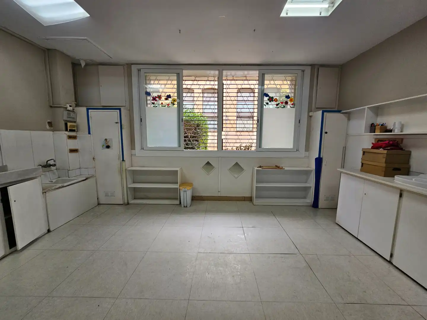 Commercial properties for rent in Centre