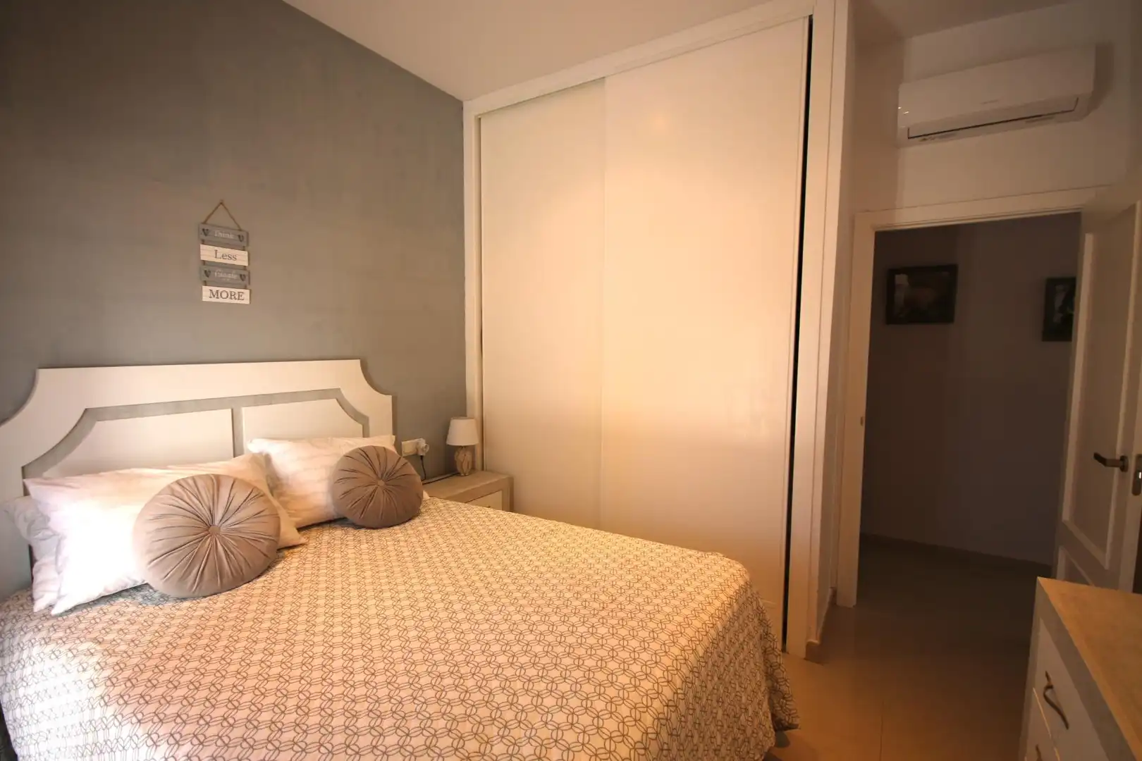 Dormitori de Casa o xalet en venda en Ayamonte amb Aire condicionat, Piscina i Jacuzzi