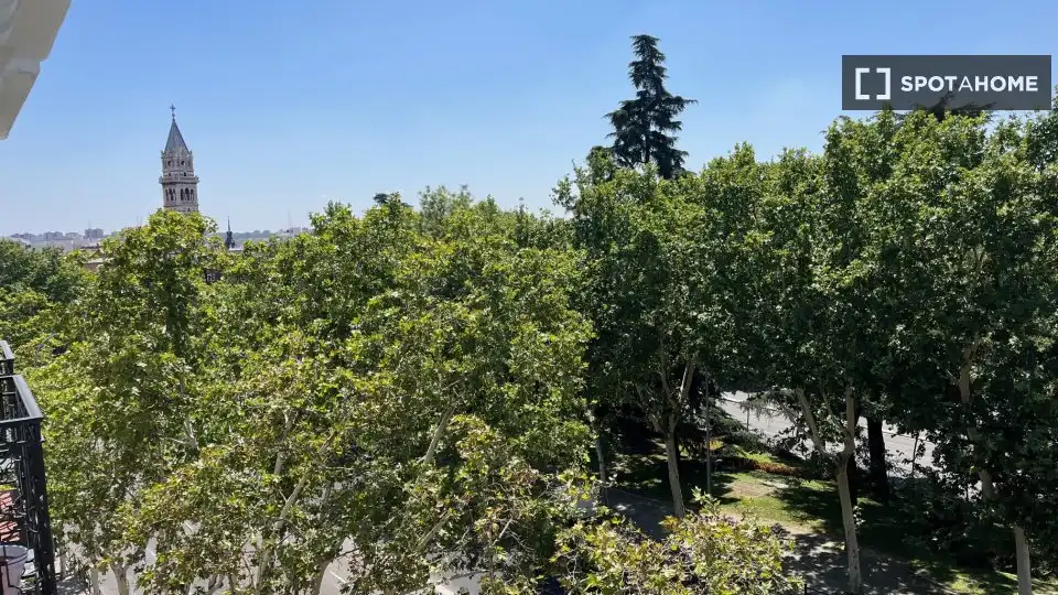 Vista exterior de Piso de alquiler en Madrid con Aire acondicionado, Calefacción y Amueblado