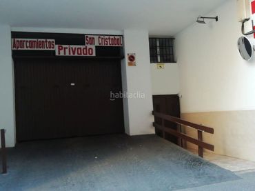 Individuel à louer à Calle Trinidad Grund 27