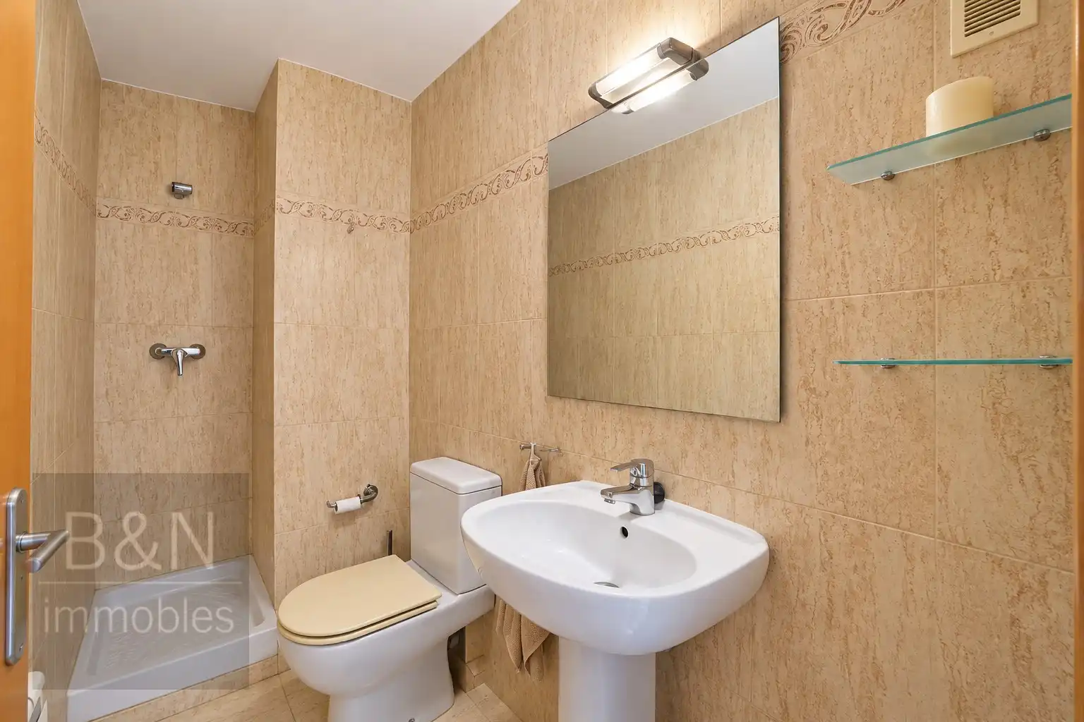 Flat with terrace for sale in Nord-oest, imagen 26