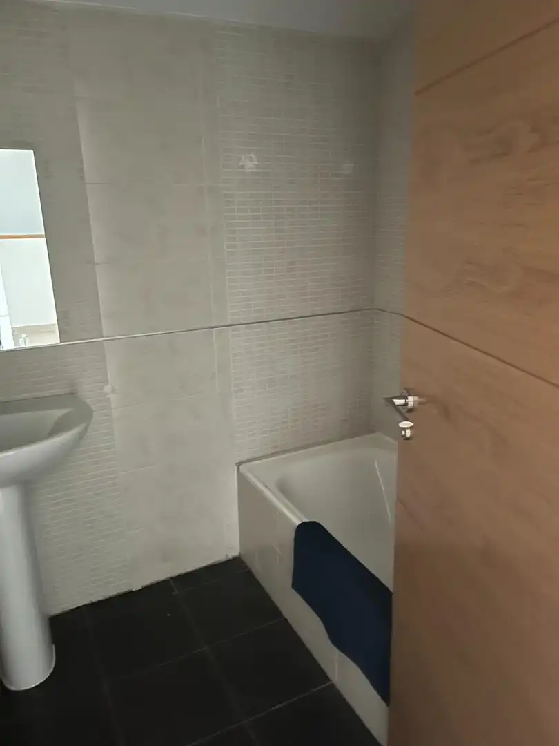 Baño de Piso en venta en Alameda de la Sagra con Calefacción, Jardín privado y Trastero