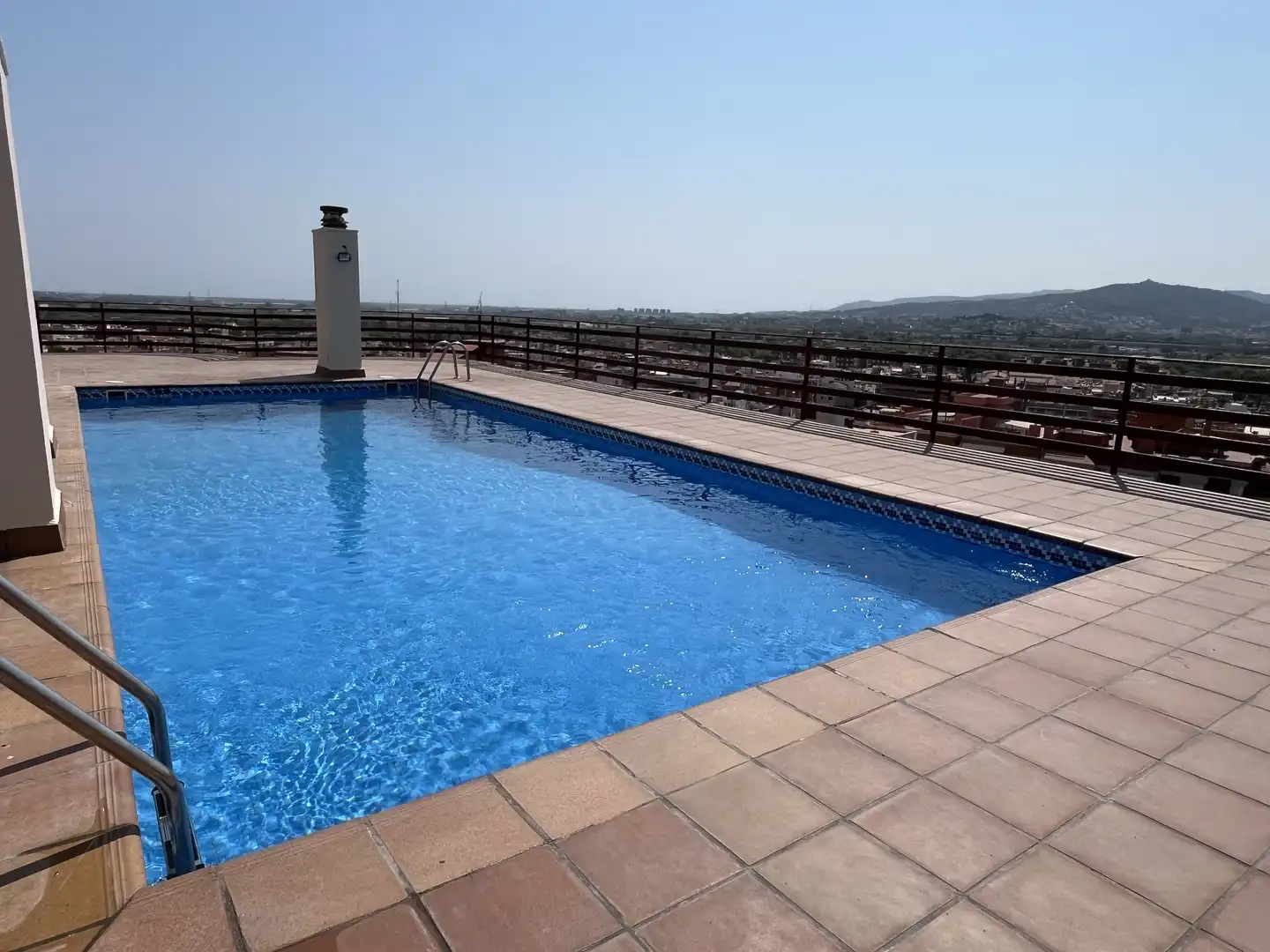 Swimming pool of Flat for sale in Cornellà de Llobregat  with Heating and Swimming Pool