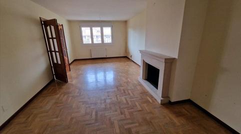 Foto 5 de Casa o xalet en venda a De las Amapolas, Somió, Gijón