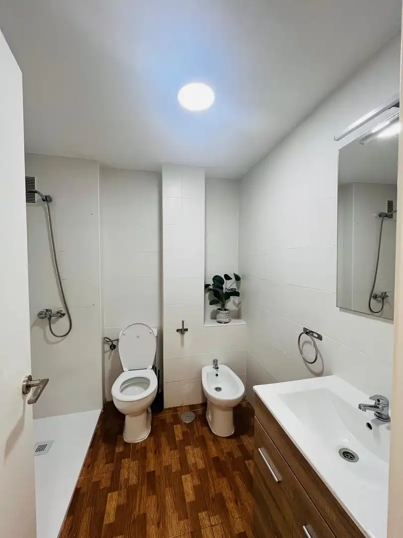 Badezimmer von Wohnung zum Verkauf in Málaga mit Abstellraum