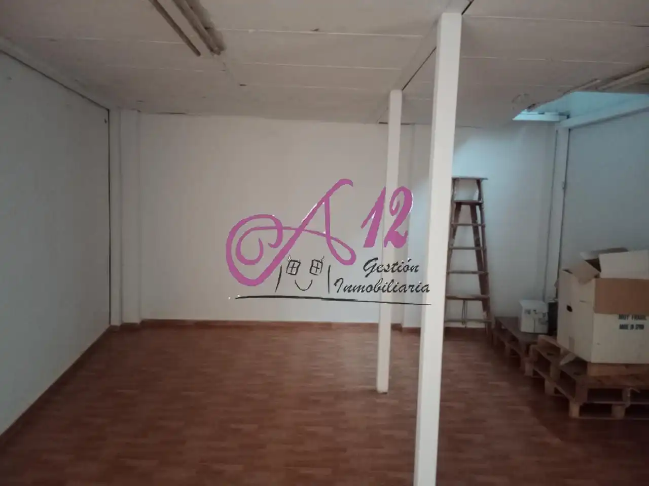 Local comercial en alquiler en calle de Jacint Labaila 14, imagen 5