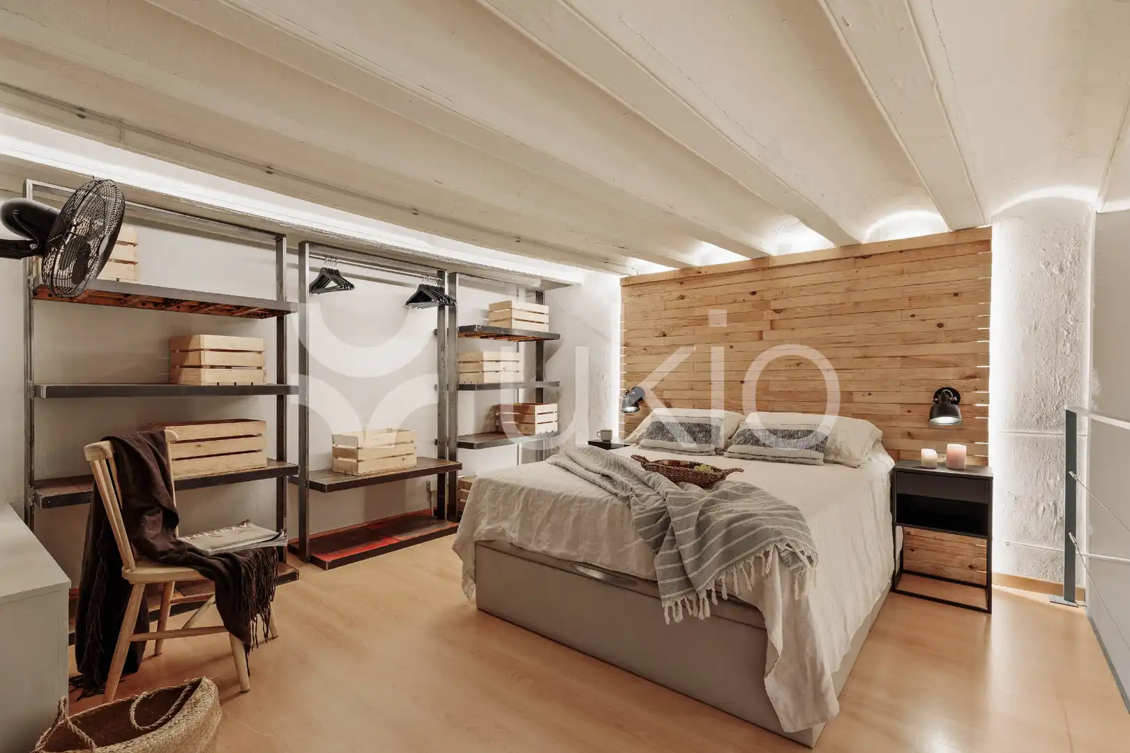 Habitación de Apartamento de alquiler en Barcelona con Aire acondicionado, Calefacción y Amueblado