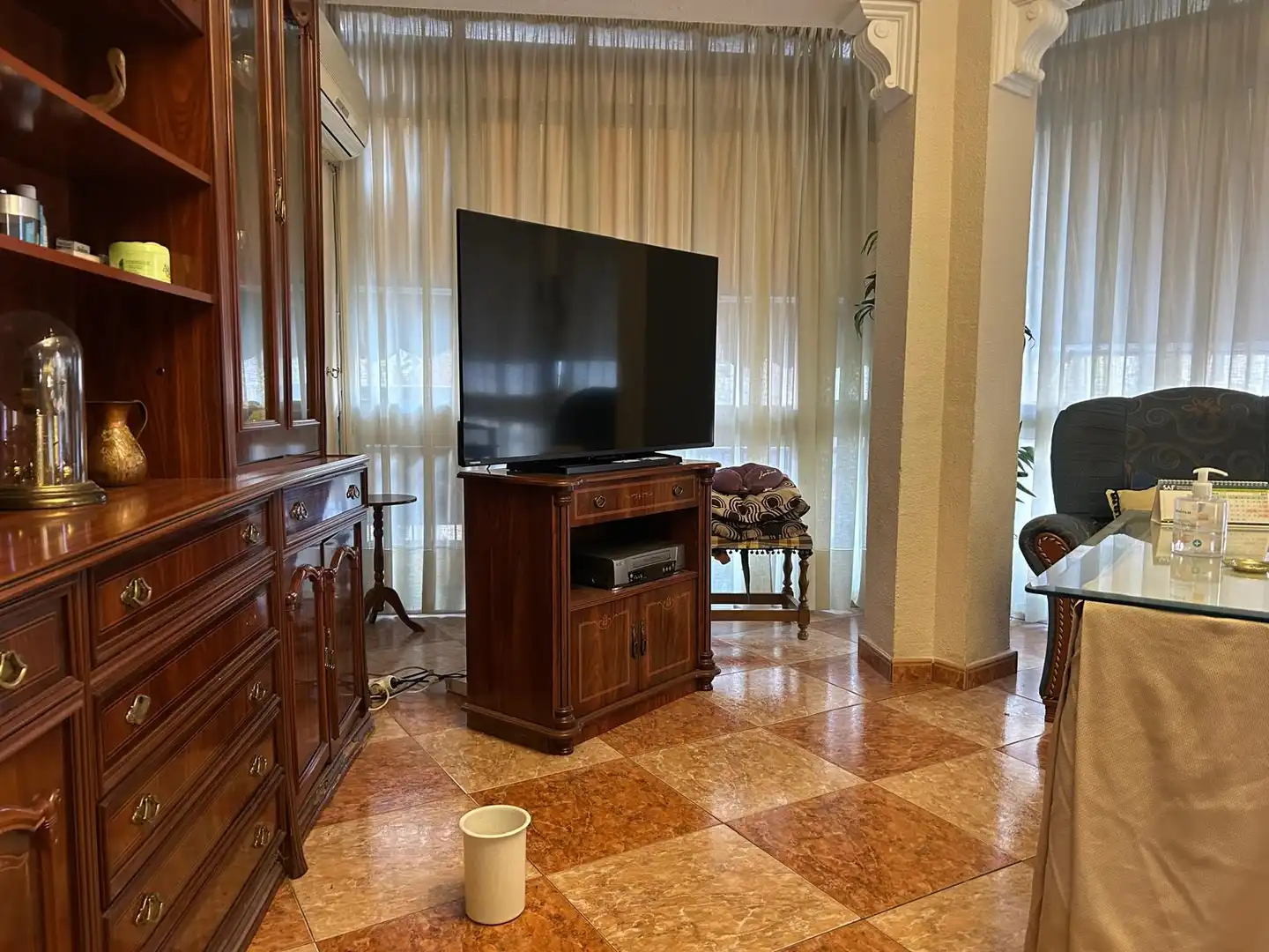 Sala d'estar de Pis en venda en Córdoba amb Aire condicionat i Terrassa