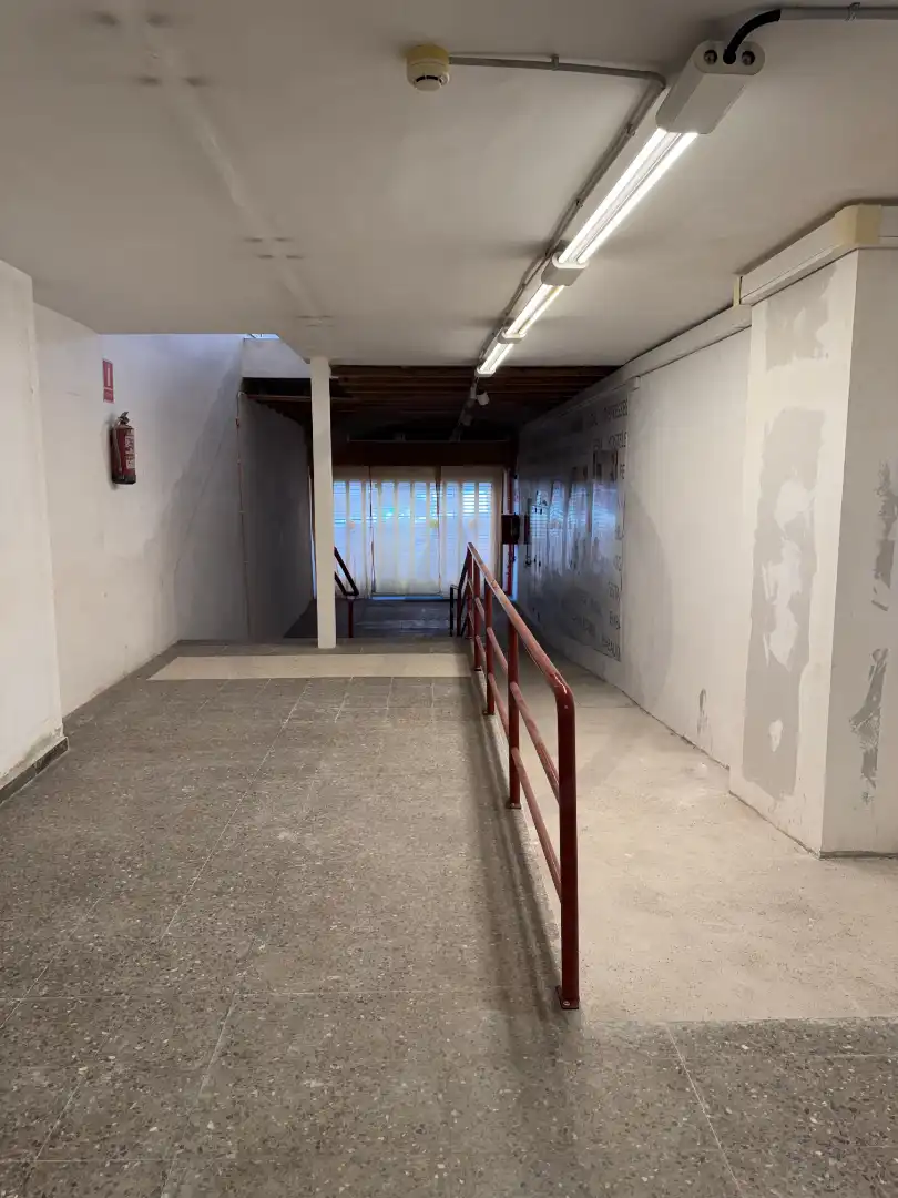 Gewerbefläche zur Miete in Centre, imagen 31