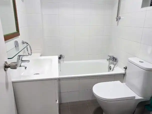 Baño de Piso de alquiler en Retiro