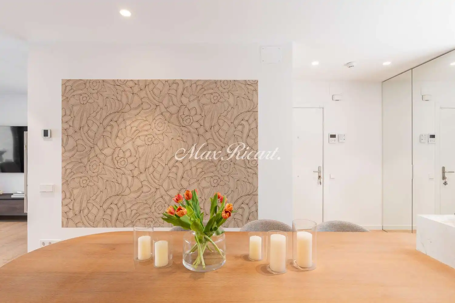 Dining room of Flat for sale in Barcelona  with Air Conditioner, Terrace and Swimming Pool