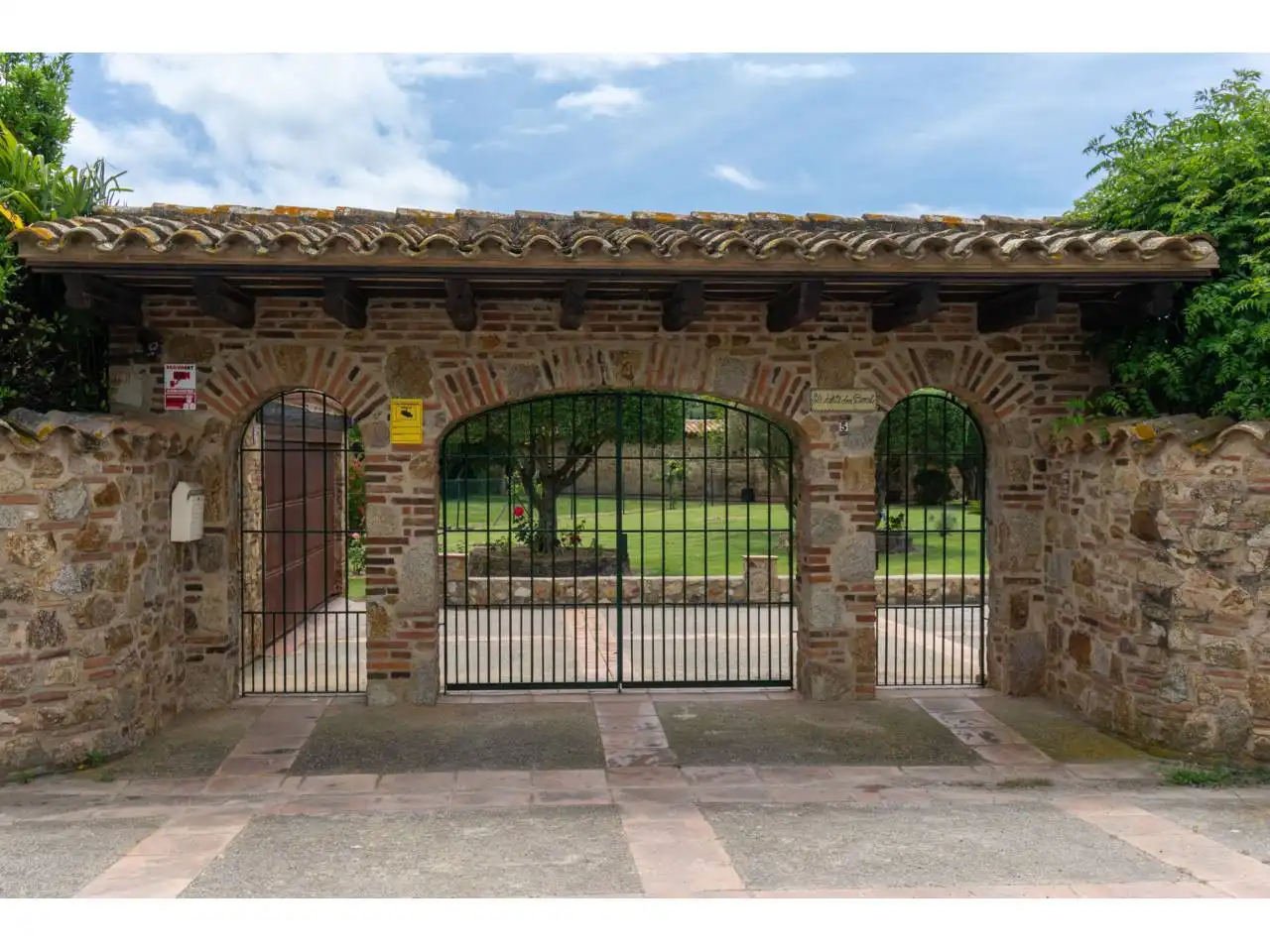 Finca rústica en venta en Castell d'Aro, Platja d'Aro i s'Agaró con Calefacción, Jardín privado y Terraza