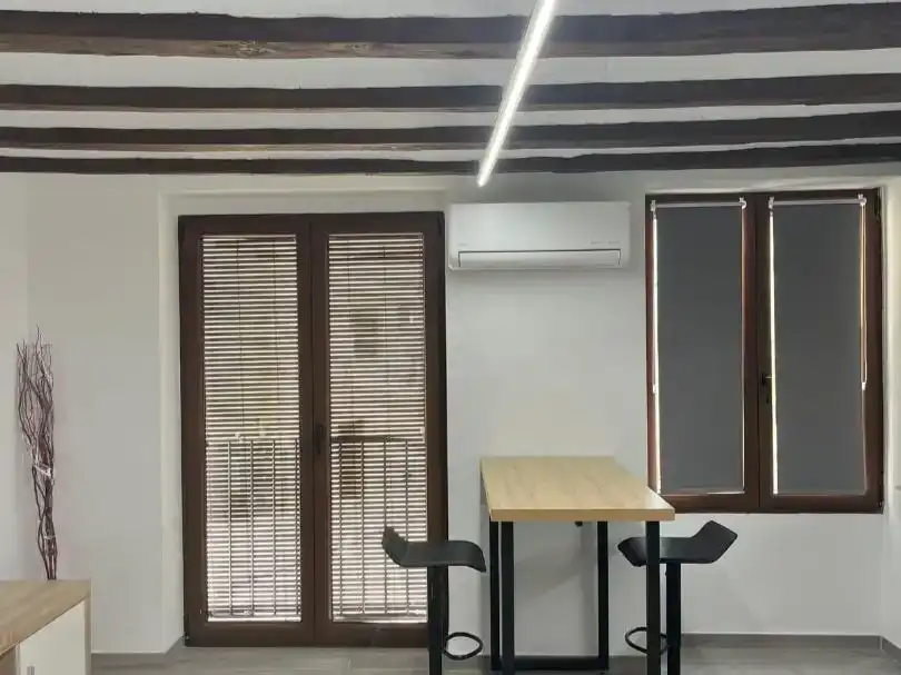 Wohnung zur Miete in Sant Mateu mit Klimaanlage, Möbliert und Balkon