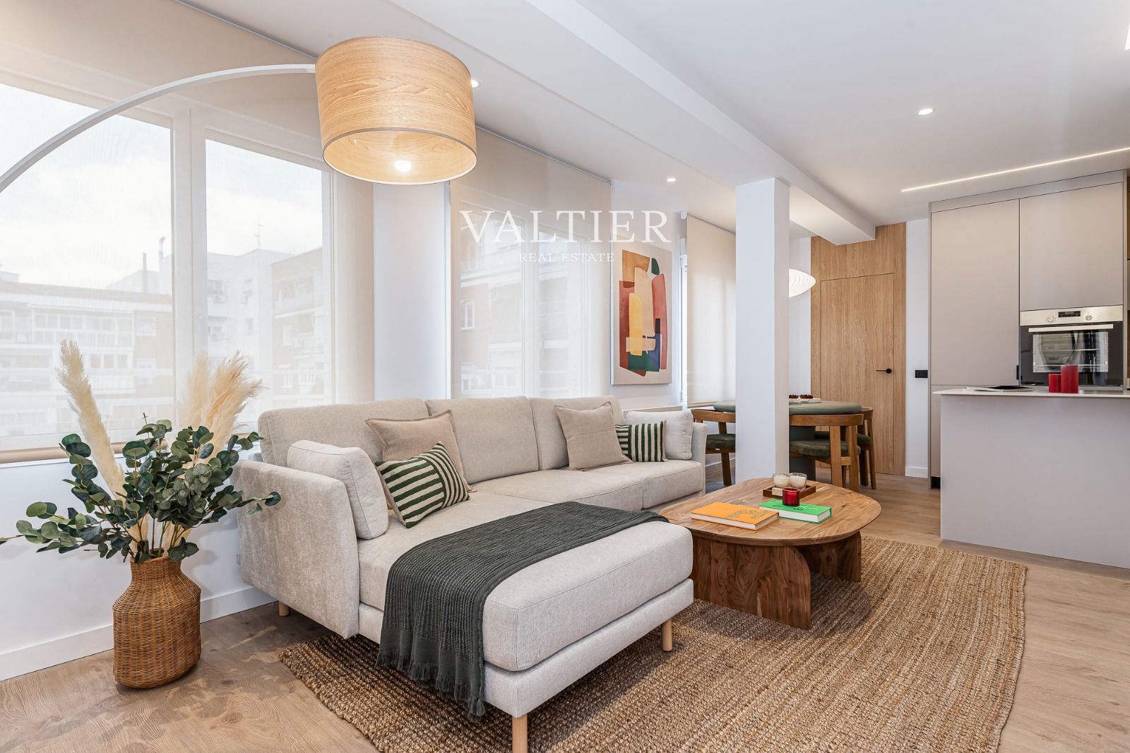 Sala de estar de Piso de alquiler en  Madrid Capital con Aire acondicionado y Amueblado