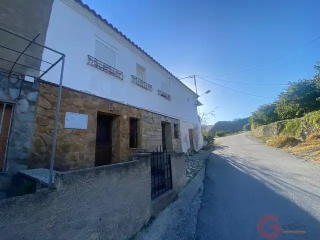Vista exterior de Casa o chalet en venta en Otívar con Terraza y Amueblado