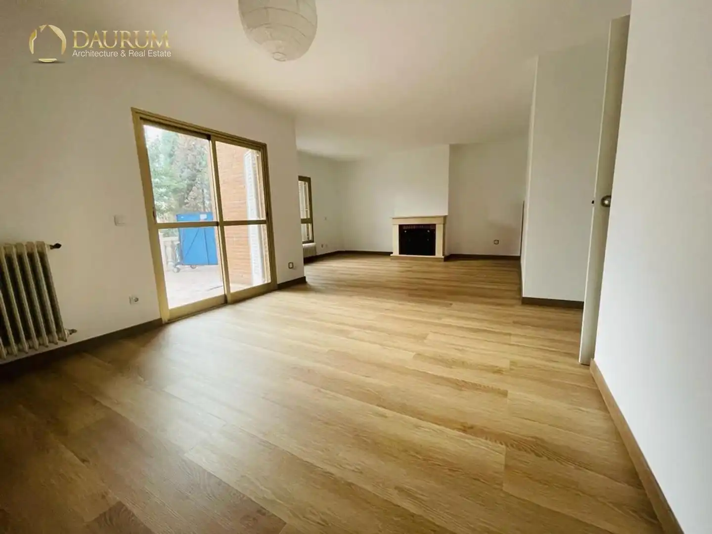 Sala d'estar de Casa o xalet en venda en Rivas-Vaciamadrid amb Aire condicionat, Calefacció i Terrassa