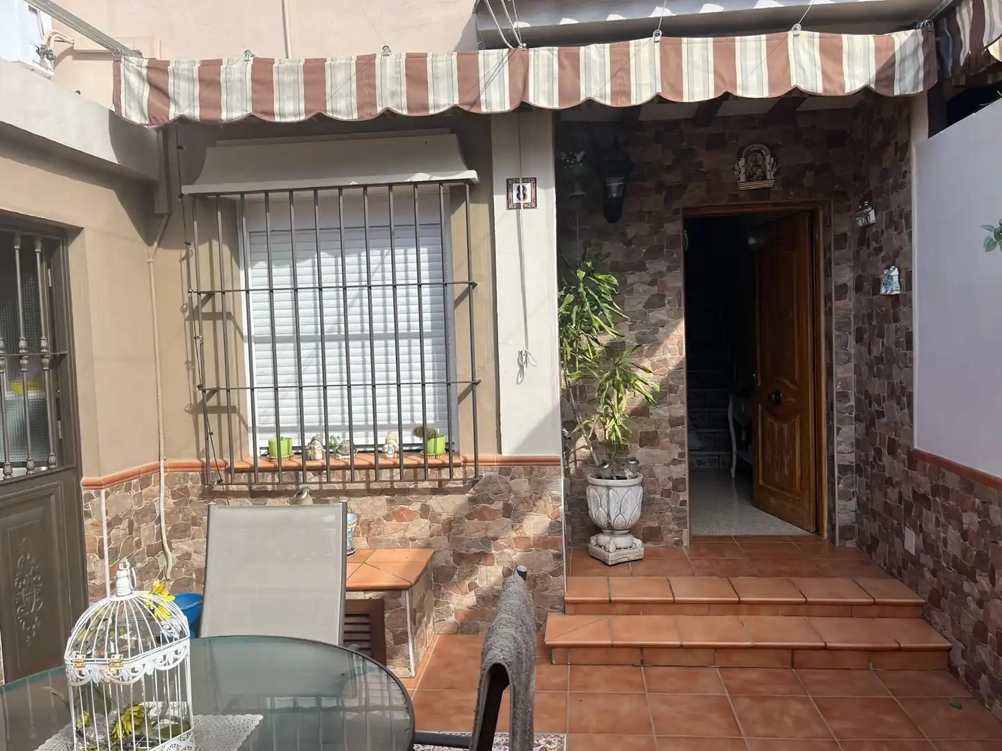 Casa adosada en venta en Dos Hermanas con Terraza y Amueblado