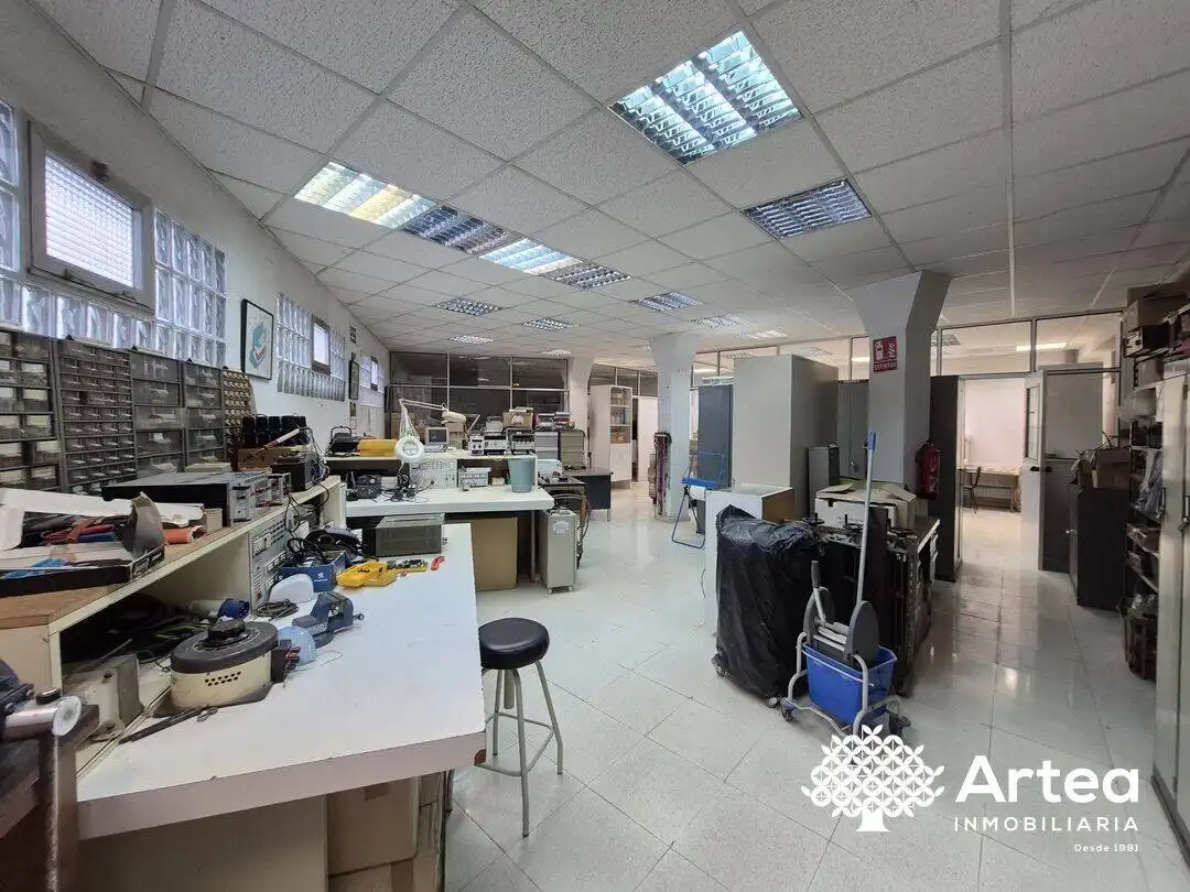 Local comercial en venda a Vianako Printzearen Kalea 4, imagen 16