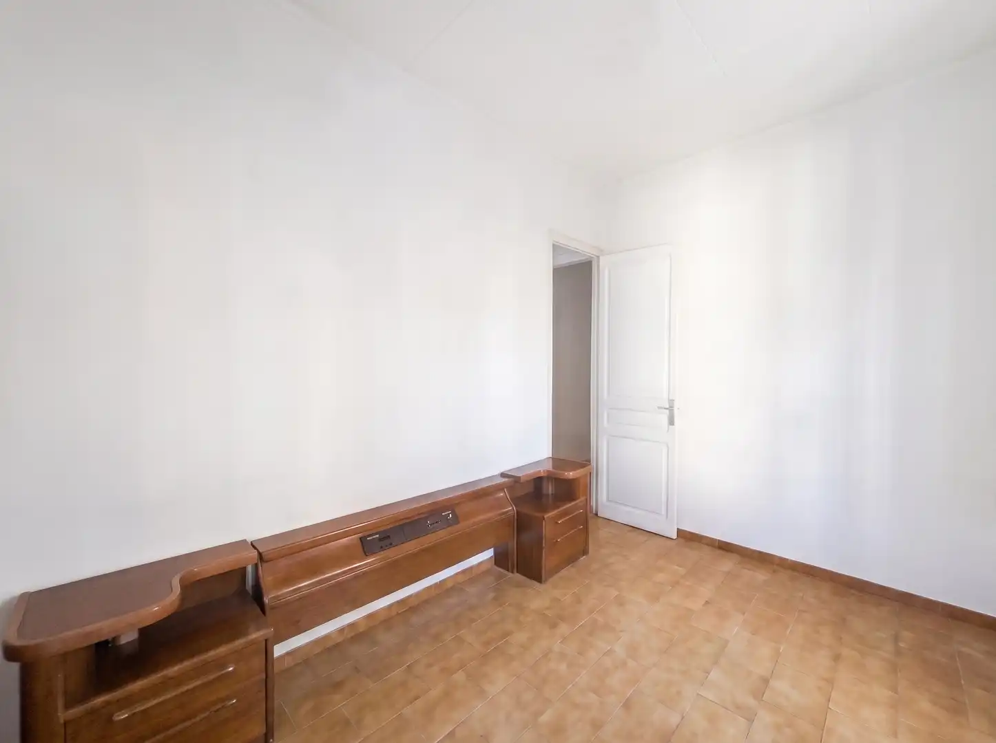 Schlafzimmer von Erdgeschoss zum Verkauf in Barcelona mit Abstellraum