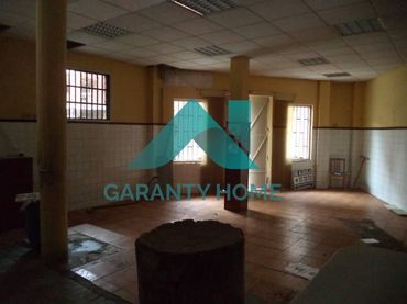 Local comercial en venda a Casco Antiguo
