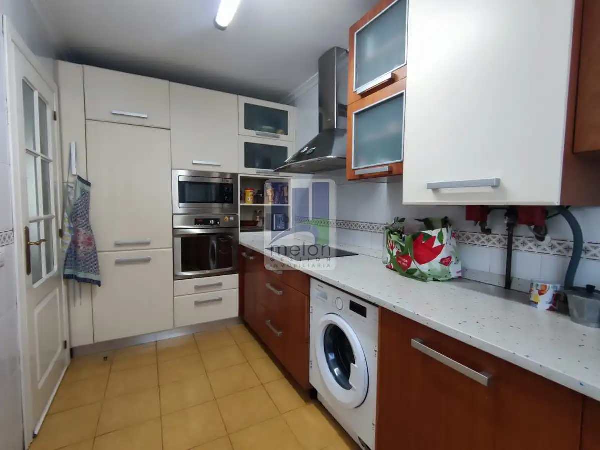 Cuina de Casa o xalet en venda en Burgos