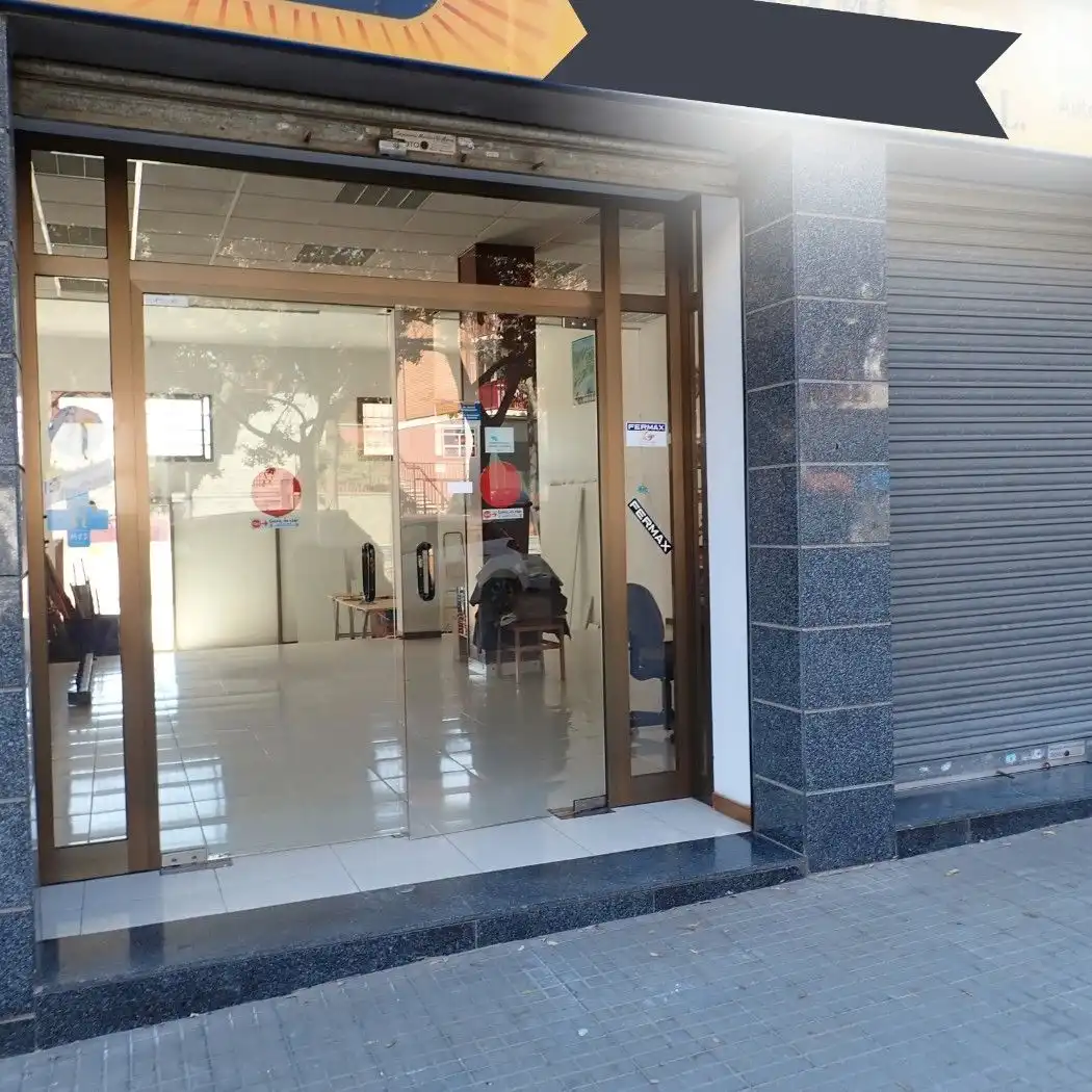 Locale commerciale in vendita a Centre - Estació, imagen 2