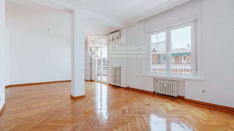 Photo 3 of Flat for rent in Fermandez de la Hoz, Ríos Rosas - Nuevos Ministerios, Madrid Capital