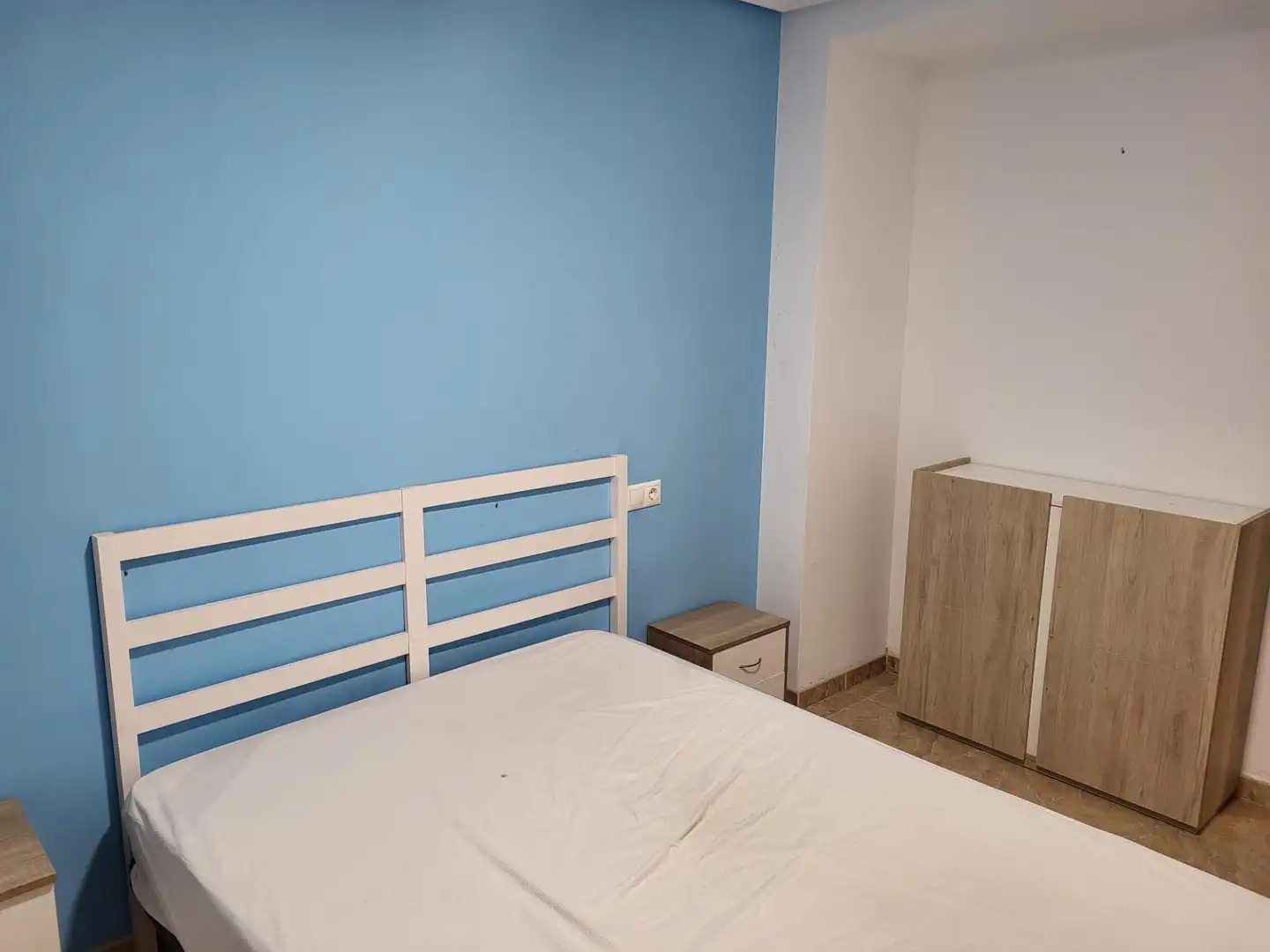 Bedroom of Flat for sale in Vall d'Alba  with Terrace, Storage room and Furnished