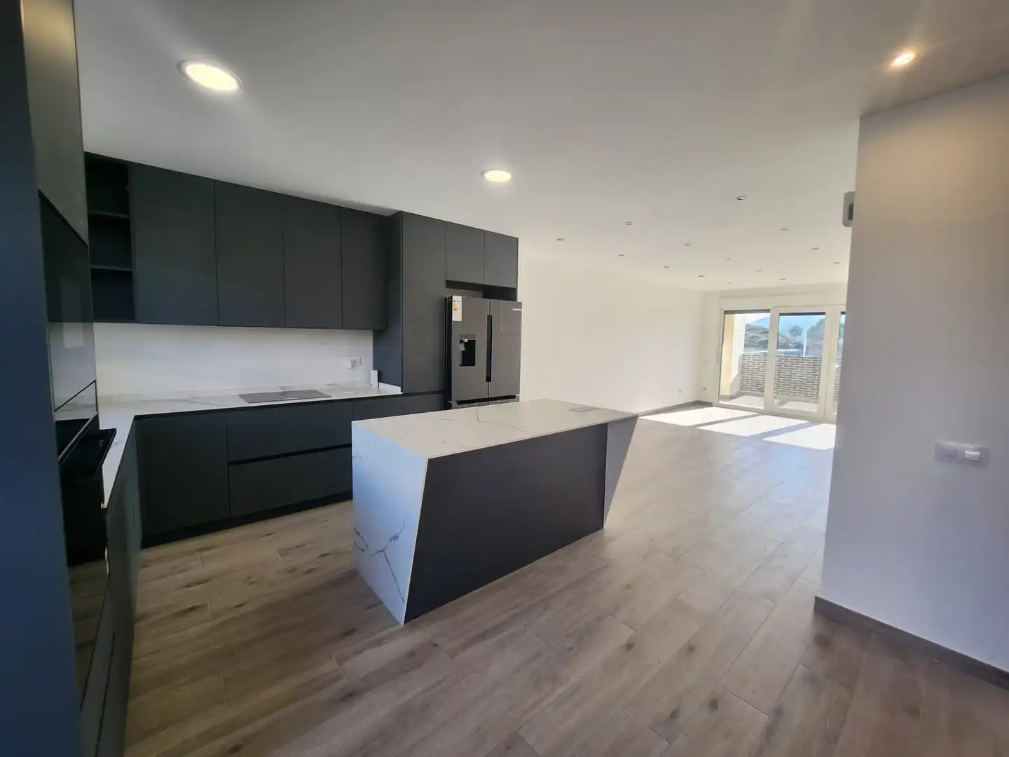 Cocina de Casa adosada en venta en Villalbilla con Calefacción, Jardín privado y Trastero