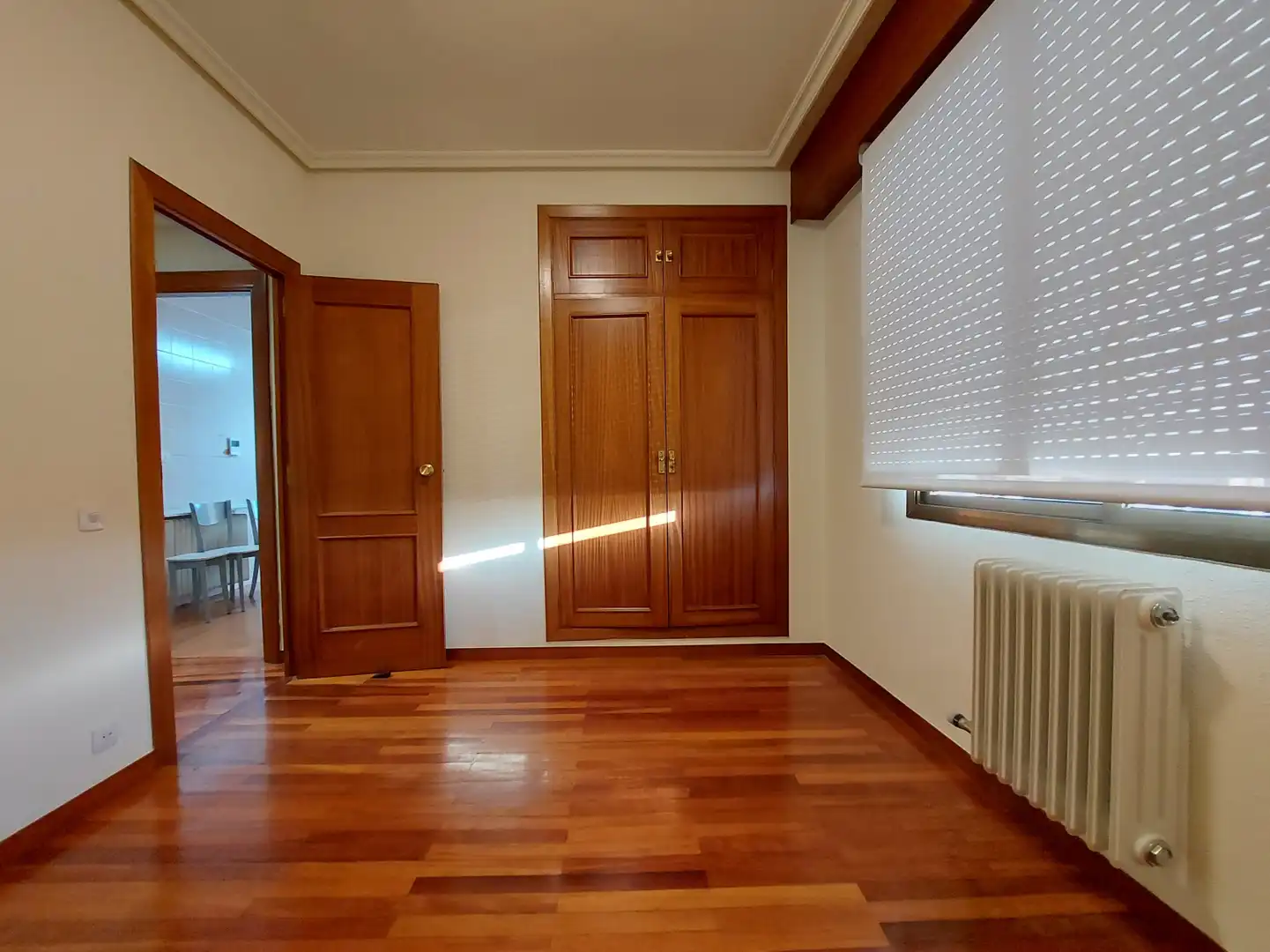 Habitación de Piso de alquiler en  Logroño con Calefacción, Terraza y Trastero