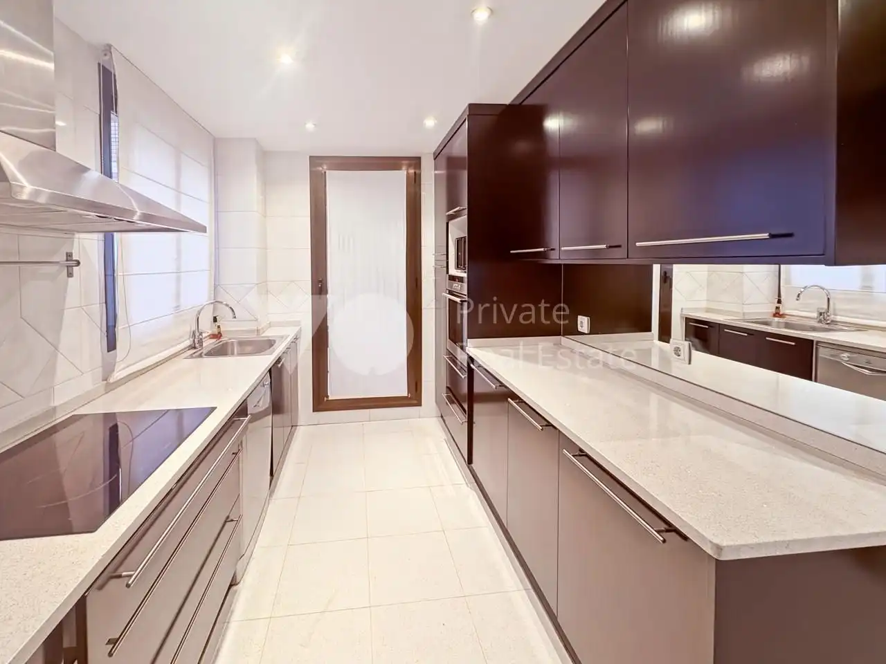 Kitchen of Ground floor for rent in Majadahonda  with Air Conditioner, Heating and Terrace