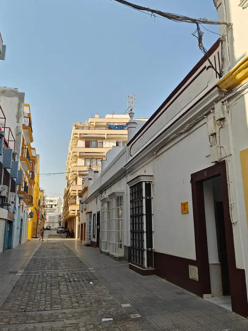 Commercial properties for rent in Calle CORTES LAS, Centro