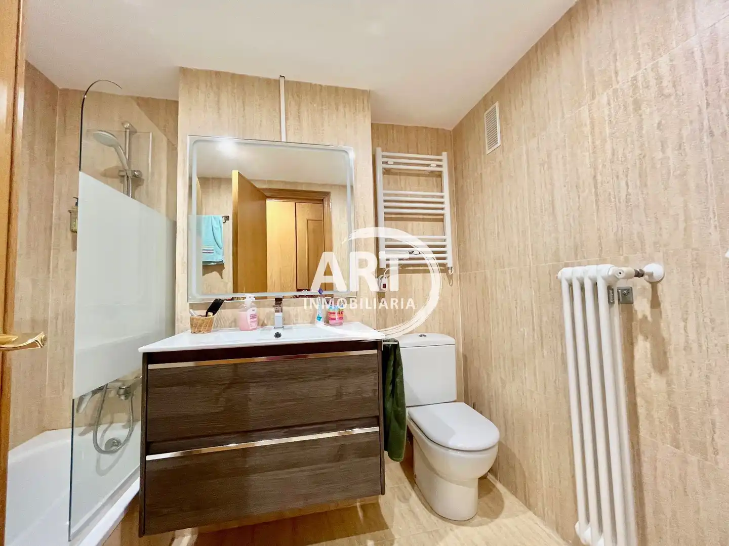Bathroom of Flat for sale in Bétera  with Air Conditioner, Heating and Terrace