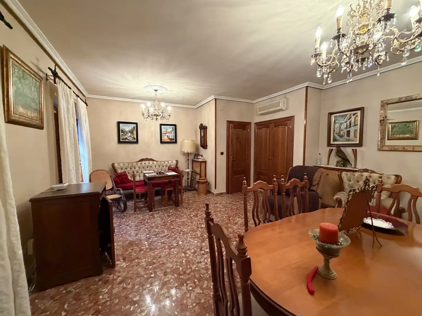 Living room of Houses for sale in Úbeda  with Air Conditioner, Heating and Storage room