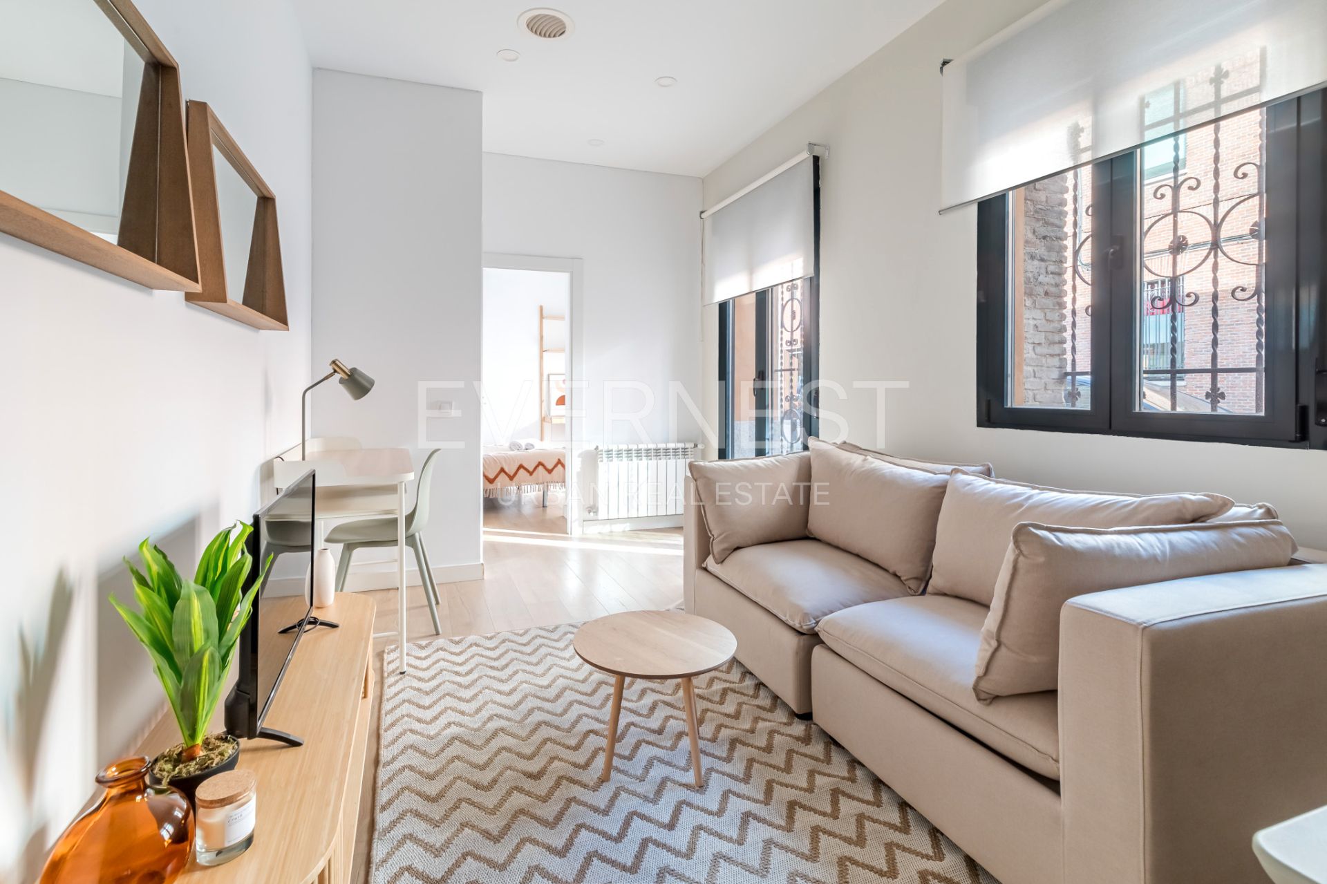 Living room of Apartment to rent in  Madrid Capital  with Air Conditioner, Heating and Parquet flooring