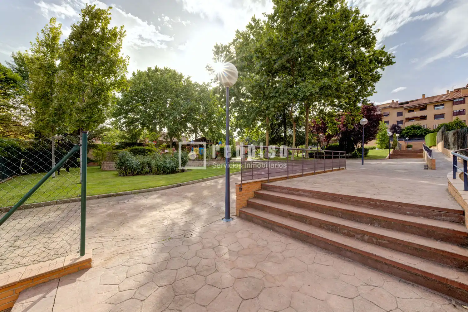 Vista exterior de Piso en venta en Boadilla del Monte con Aire acondicionado, Calefacción y Terraza