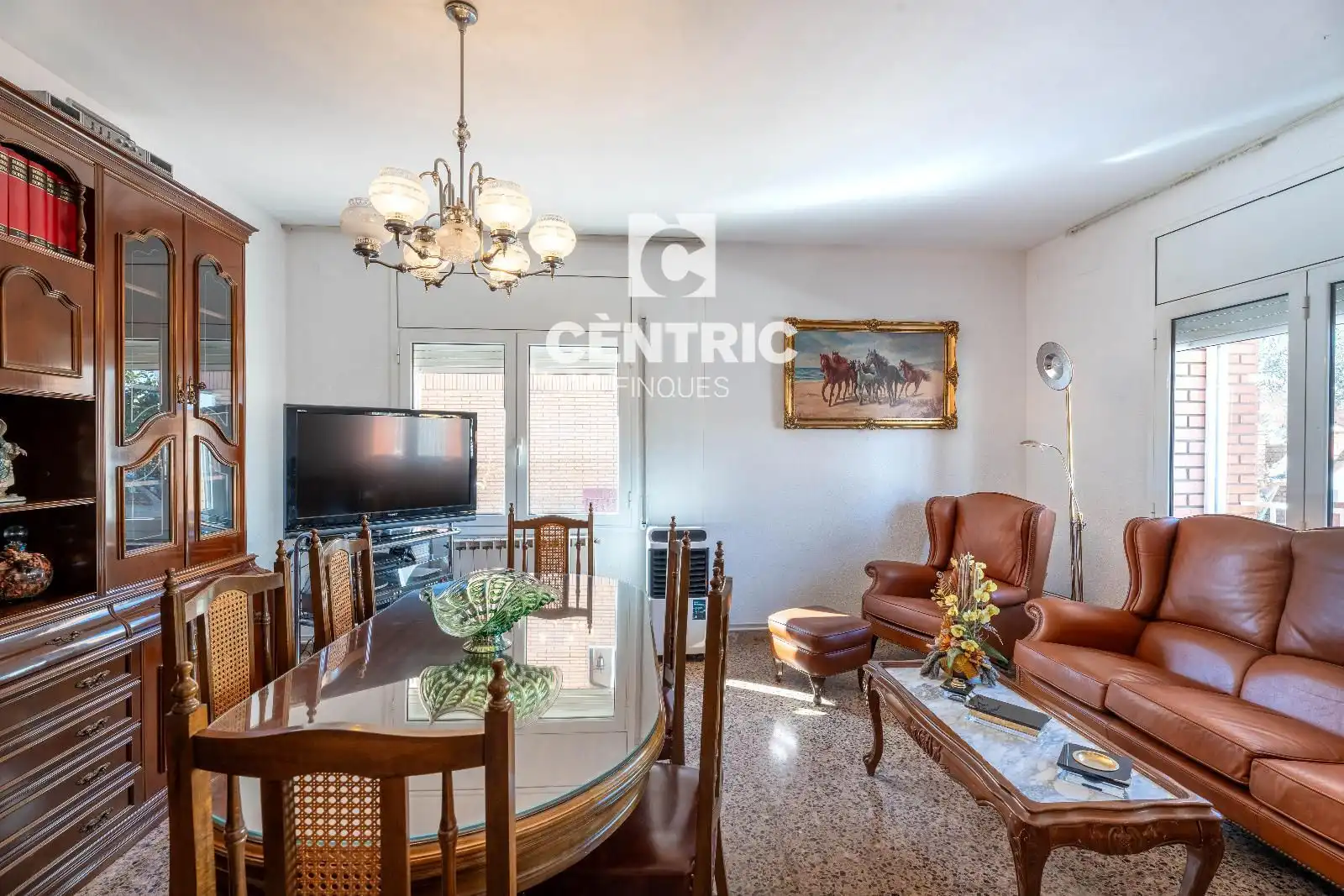 Vista exterior de Casa o chalet en venta en Rubí con Calefacción