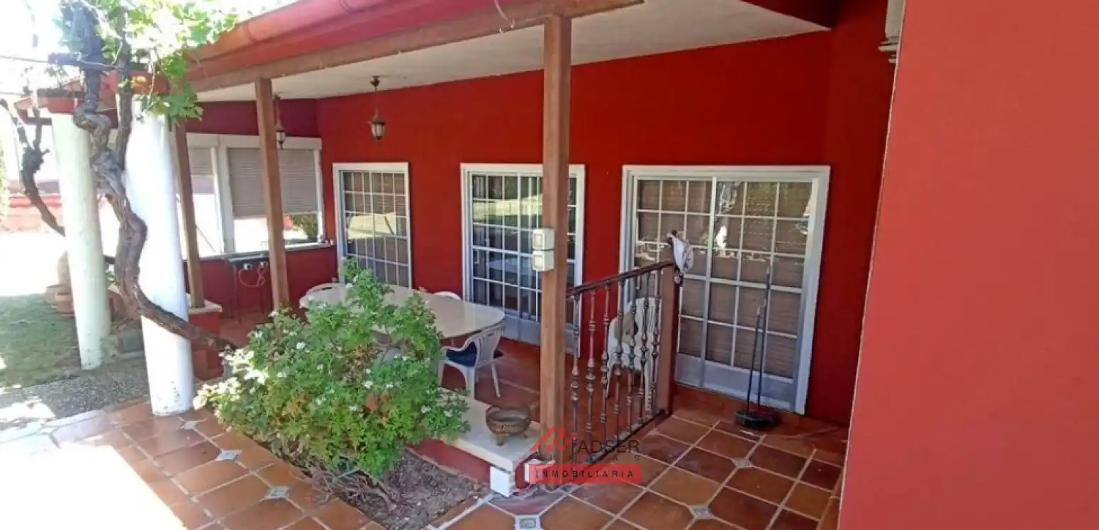 Terrassa de Casa o xalet en venda en Villamediana de Iregua amb Calefacció i Piscina