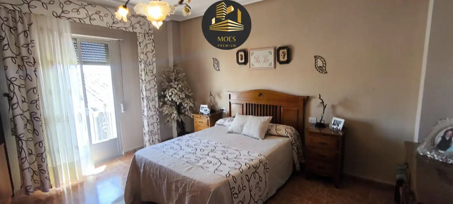 Bedroom of Flat for sale in Úbeda  with Air Conditioner, Heating and Terrace