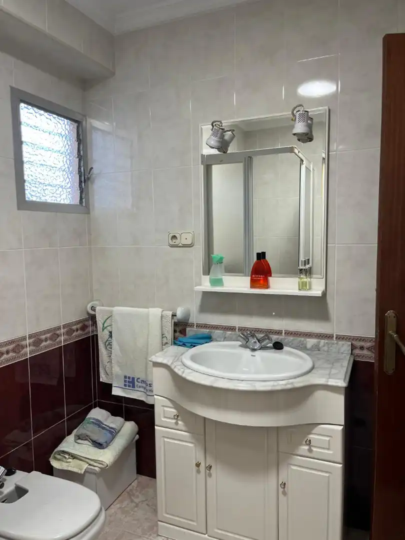Badezimmer von Wohnung zum Verkauf in Málaga mit Klimaanlage, Terrasse und Abstellraum