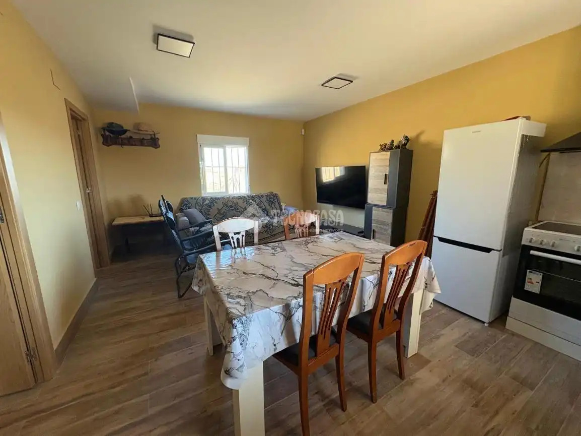 Casa con jardín en venta en Valdeverdeja, imagen 15