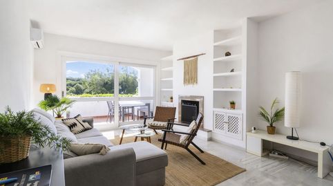 Foto 2 de Planta baja en venta en Los Arqueros - Puerto del Almendro, Benahavís