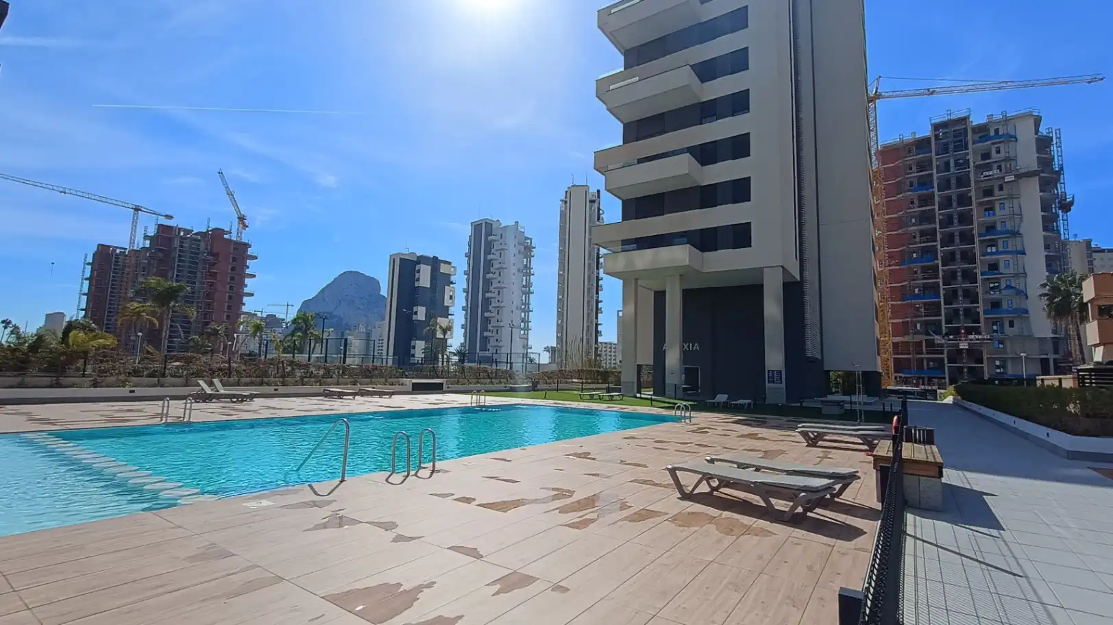 Swimming pool of Attic for sale in Calpe / Calp  with Air Conditioner, Heating and Private garden