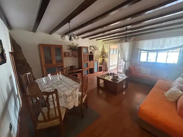Sala d'estar de Casa adosada en venda en Arucas amb Jardí privat, Terrassa i Traster